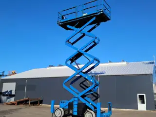 Genie GS-4390 RT 15m terrængående saxlift