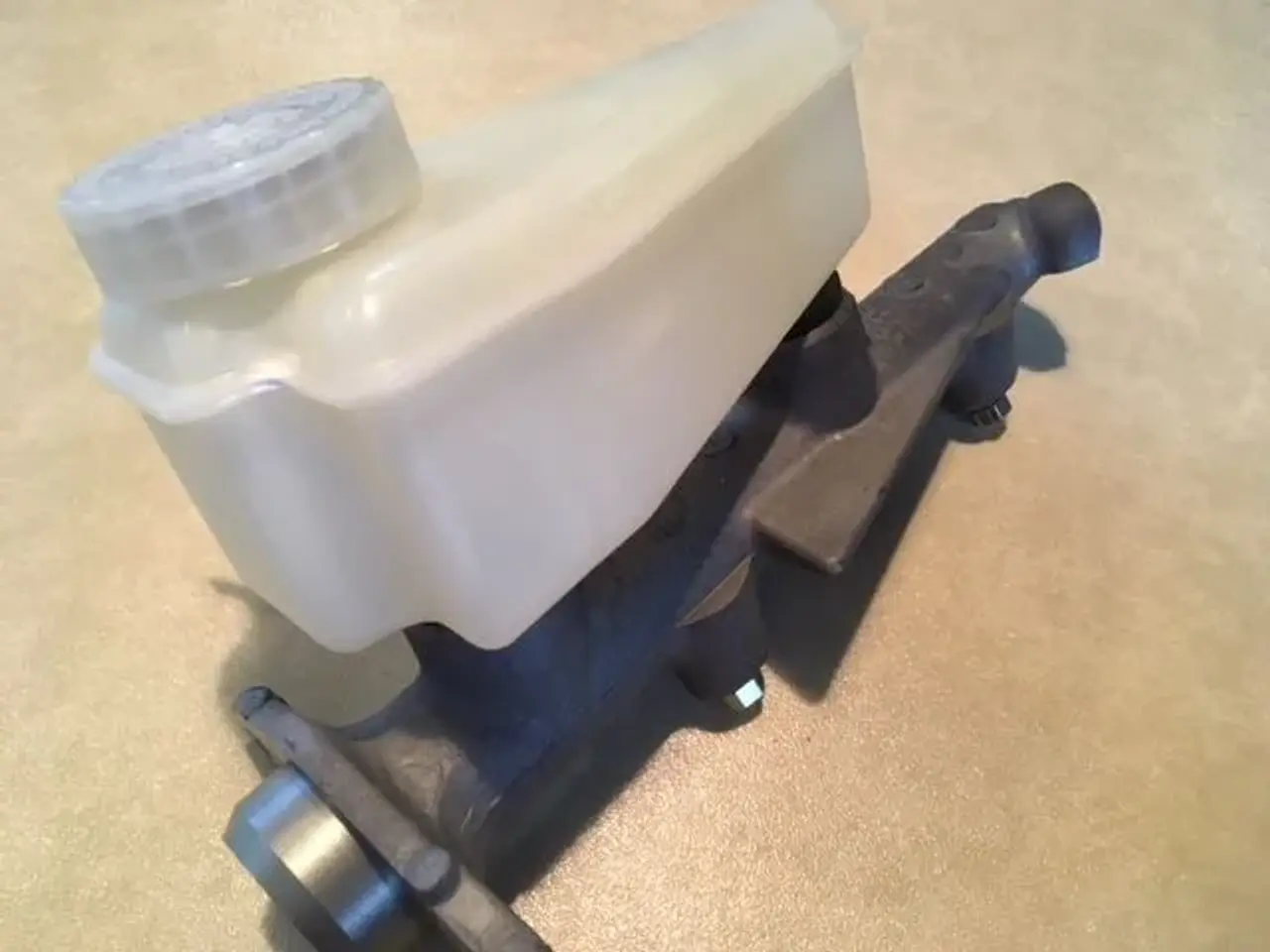 Billede 3 - Volvo 740-760 Bremsehovedcylinder