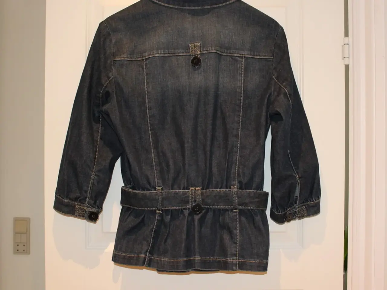 Billede 2 - NY denim jakke fra Noa Noa