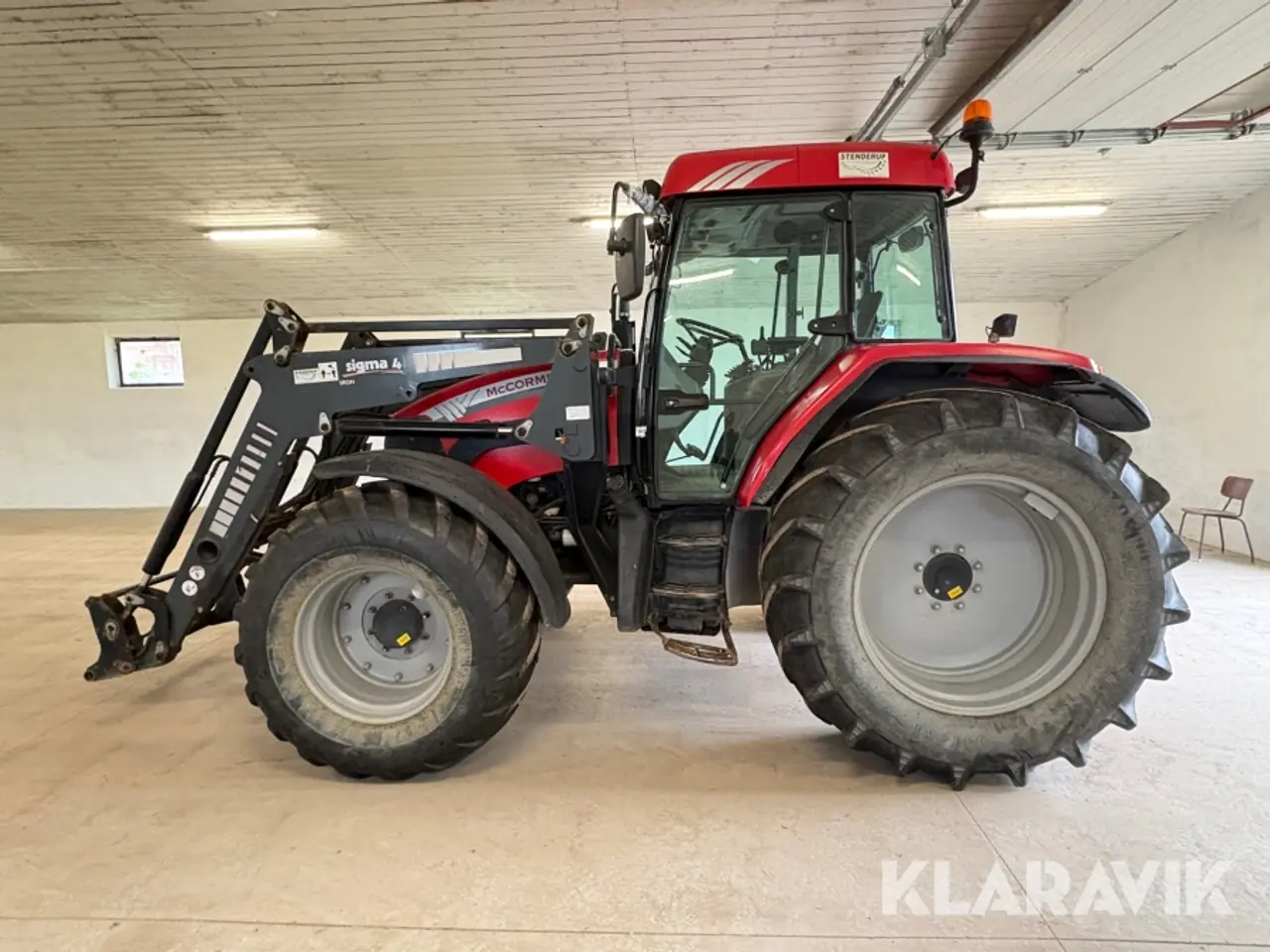 Billede 7 - Traktor med frontlæsser McCormick MC115
