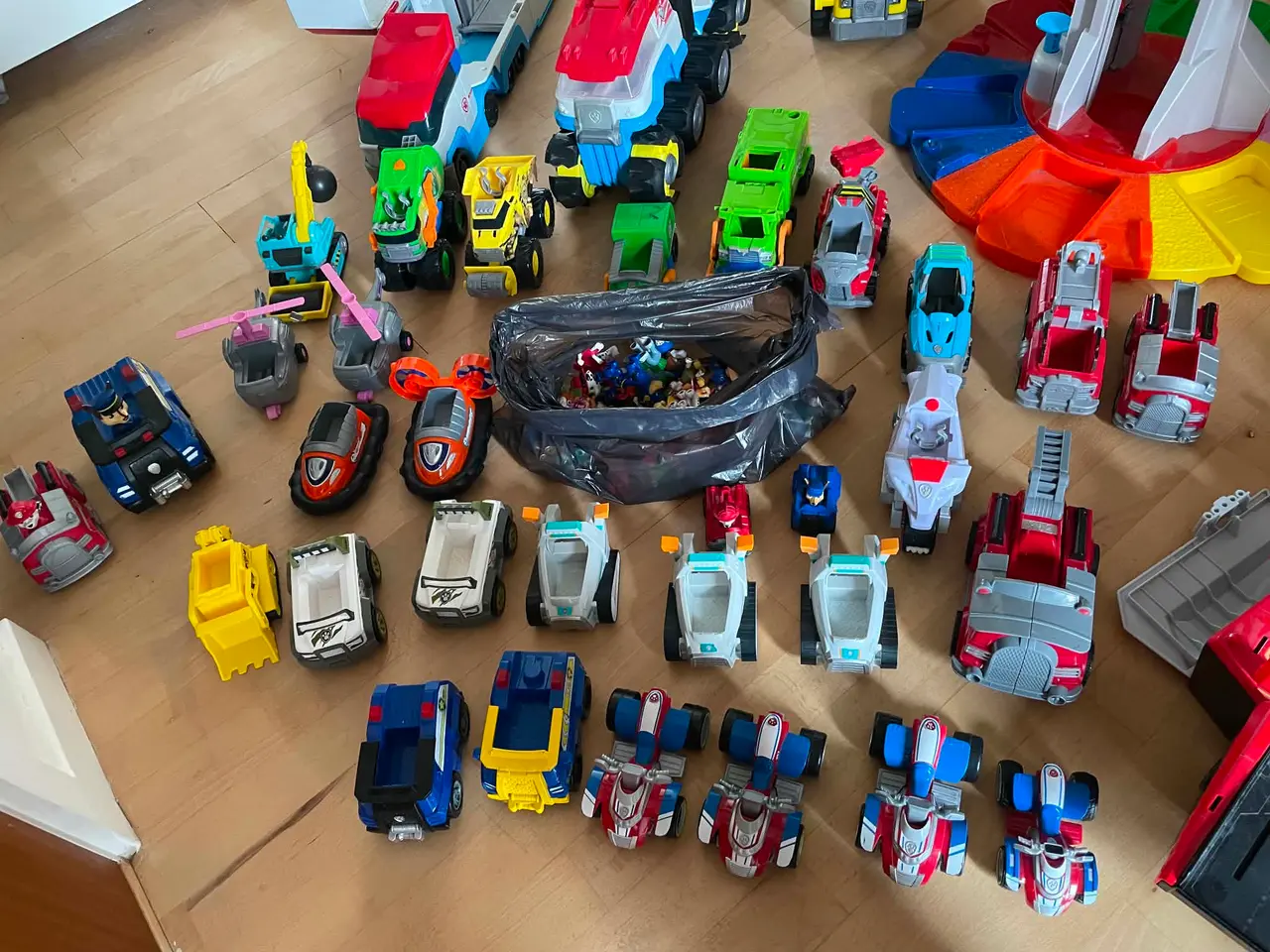 Billede 1 - Blandet Paw Patrol legetøj