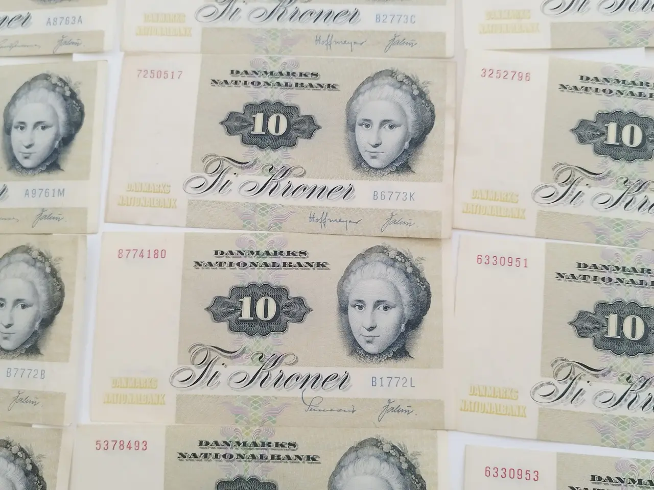 Billede 9 - Ti Kroner. 24 STK