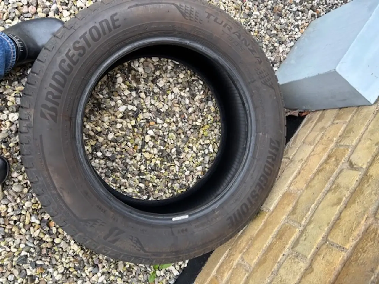 Billede 3 - 4 stk BRIDGESTONE  225/60/R17 Sommerdæk
