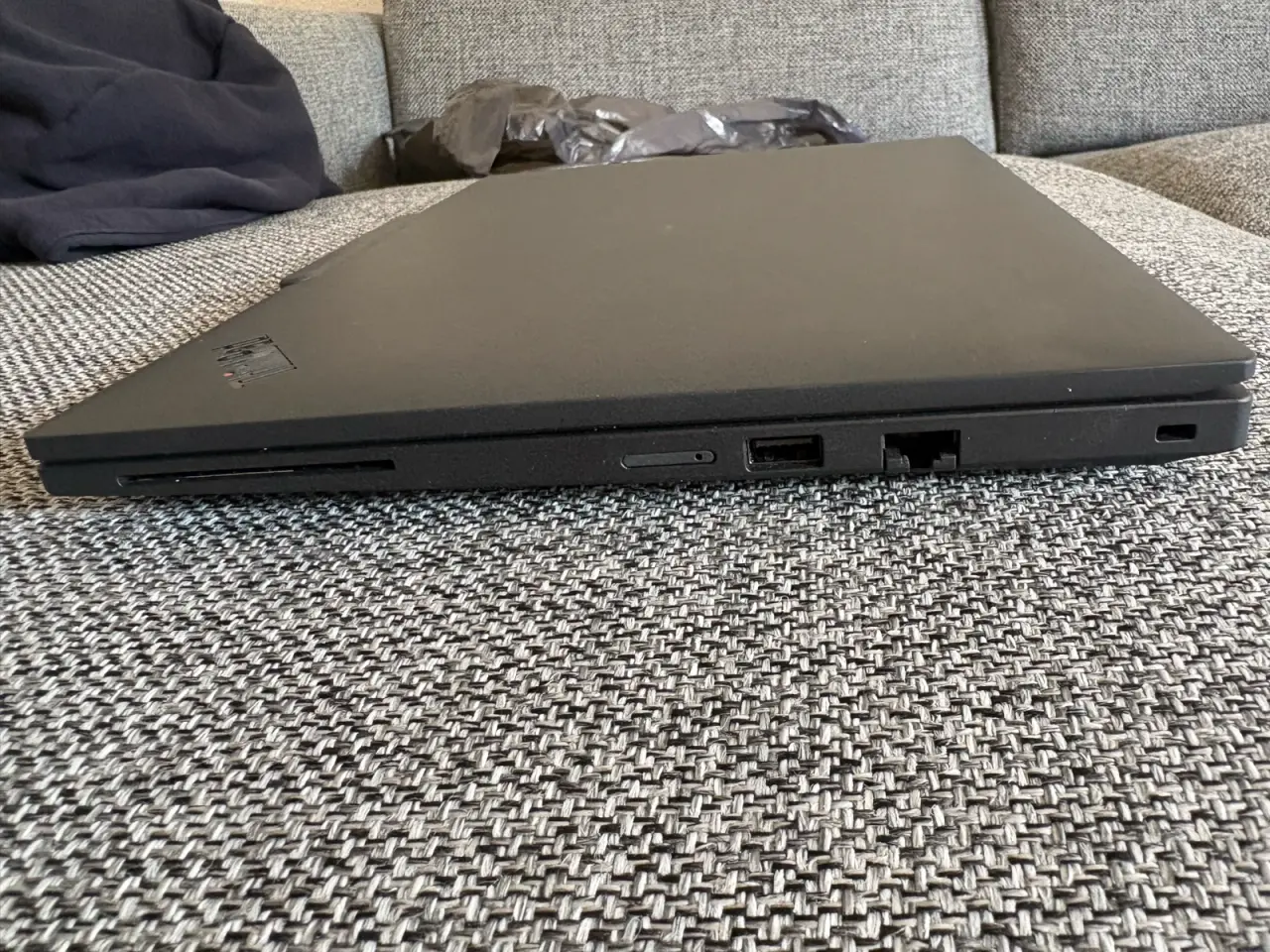 Billede 8 - Lenovo ThinkPad T14 Gen 6 – Som ny med 30 mdr. gar