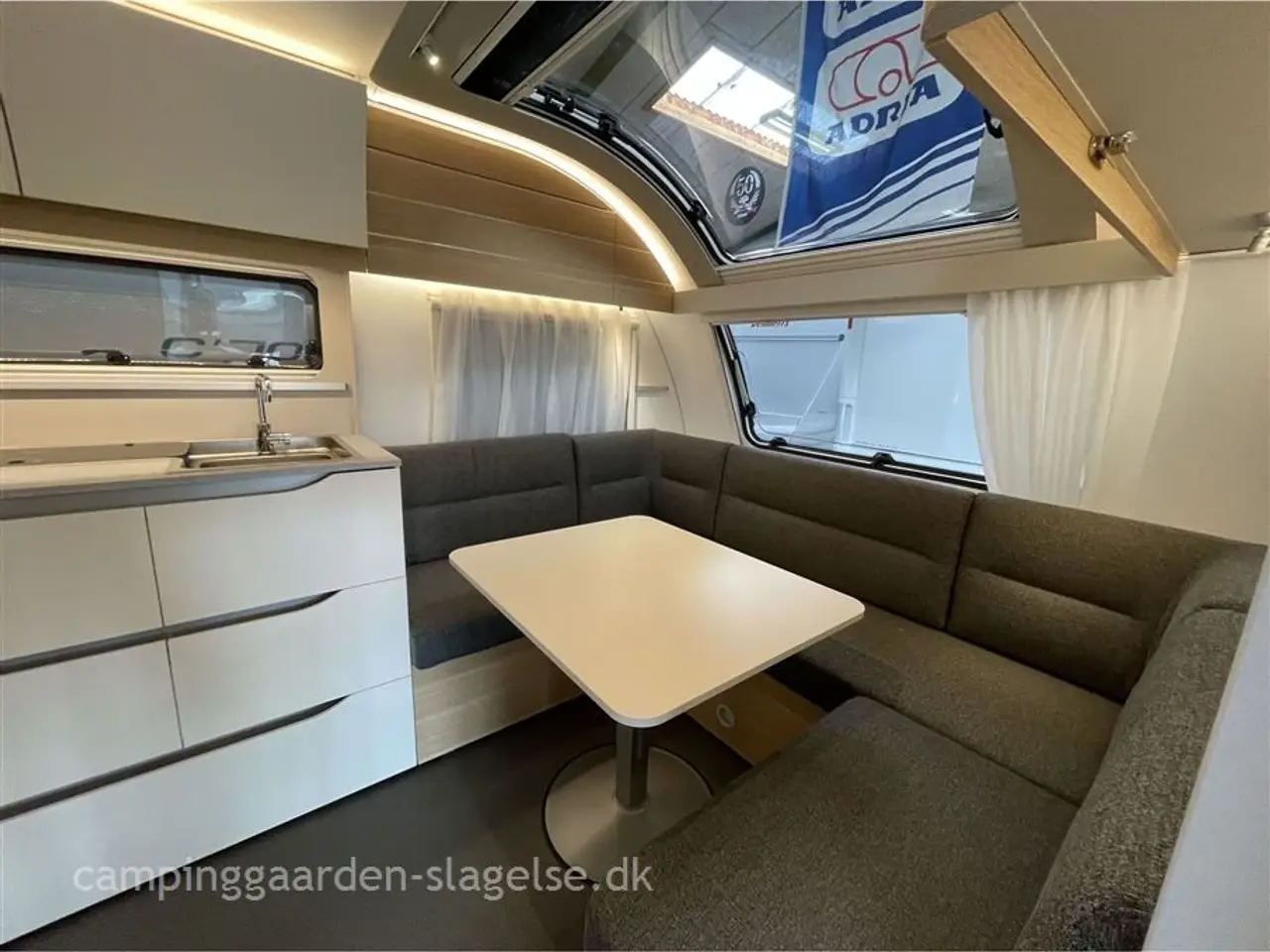 Billede 4 - 2025 - Adria Adora 522 UP   Ferieglæde på hjul – Adria Adora 522 UP