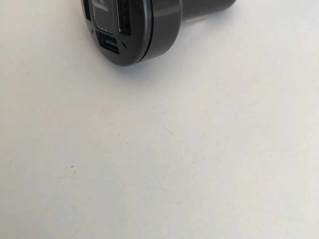Billede 1 - Ladestik med 4 usb porte