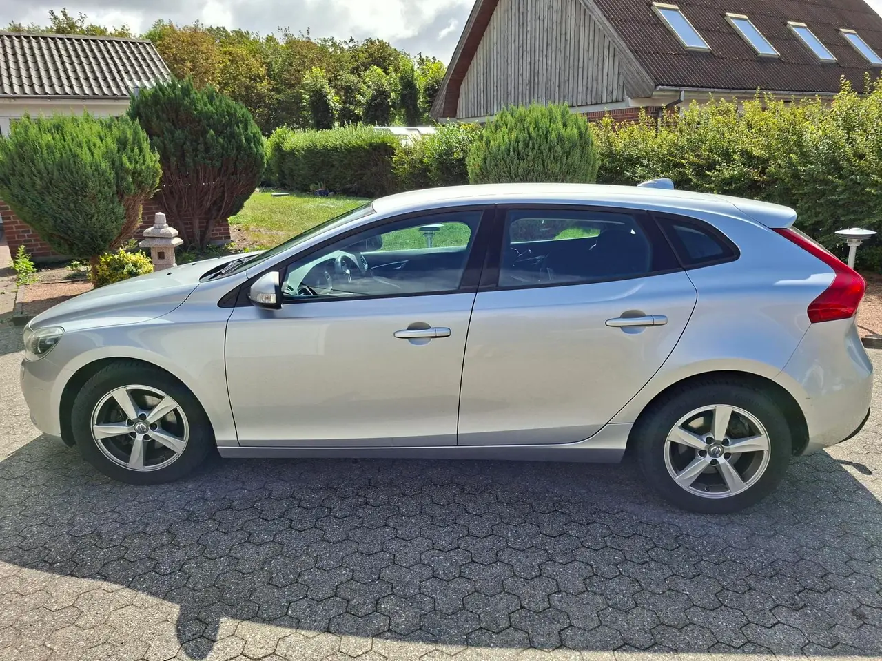 Billede 1 - Volvo V40 D2 Kinetic 2015