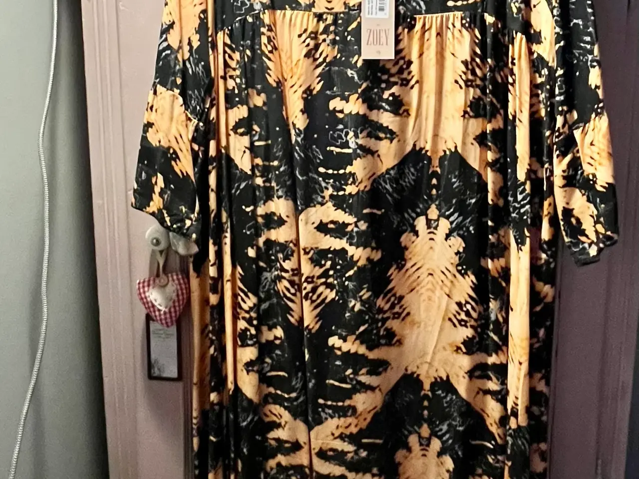 Billede 4 - NY smuk lang maxikjole fra Zoey str. 46/48