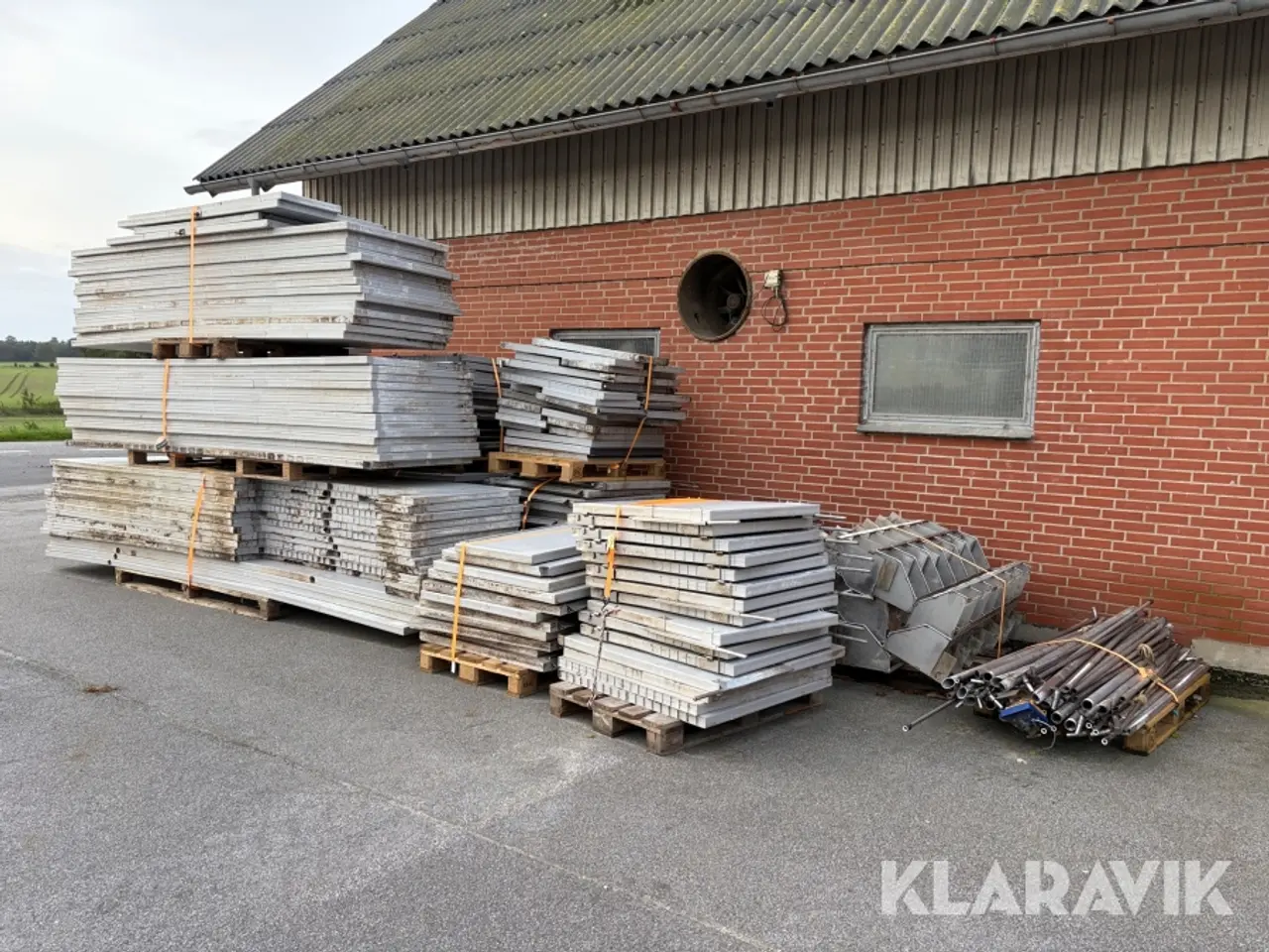 Billede 1 - Inventar til grise kapacitet 800 grise