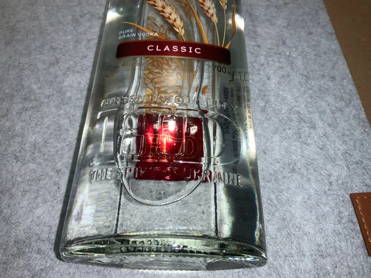 Billede 4 - Hlibny Dar Classic ukrainsk vodka på 700 ml., 40%