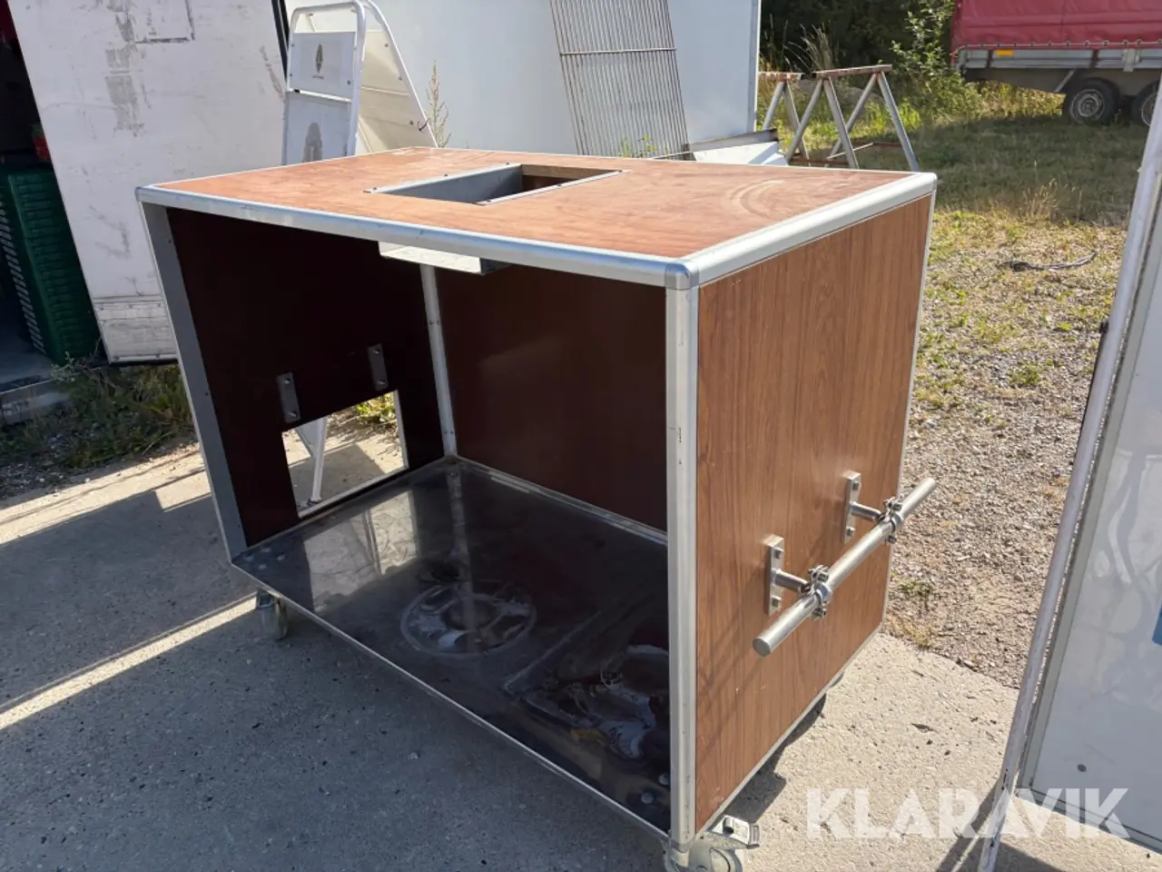 Billede 3 - Bar + 5 styk A skilte