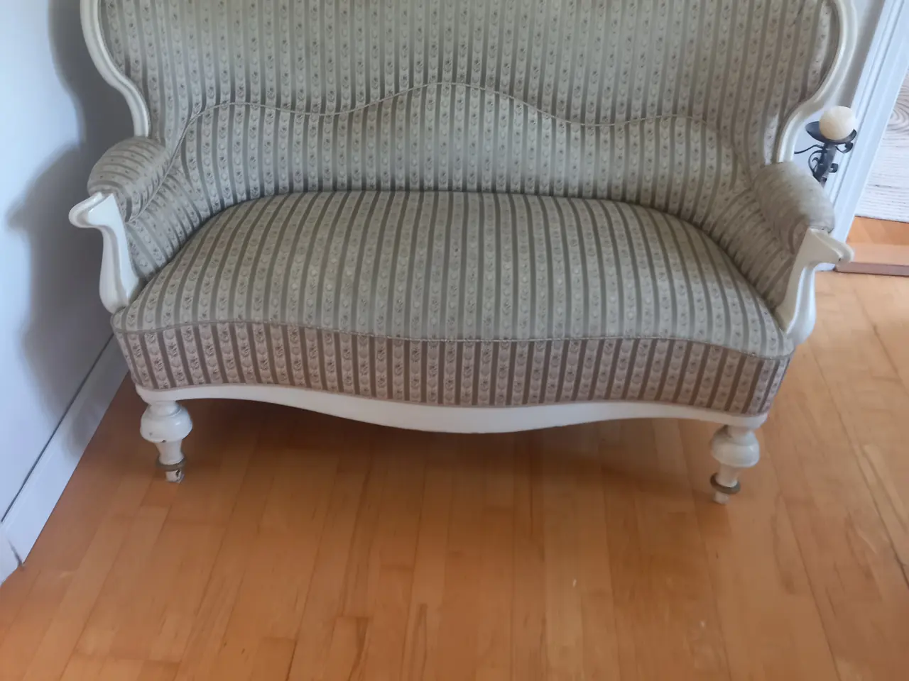 Billede 1 - Ældre sofa