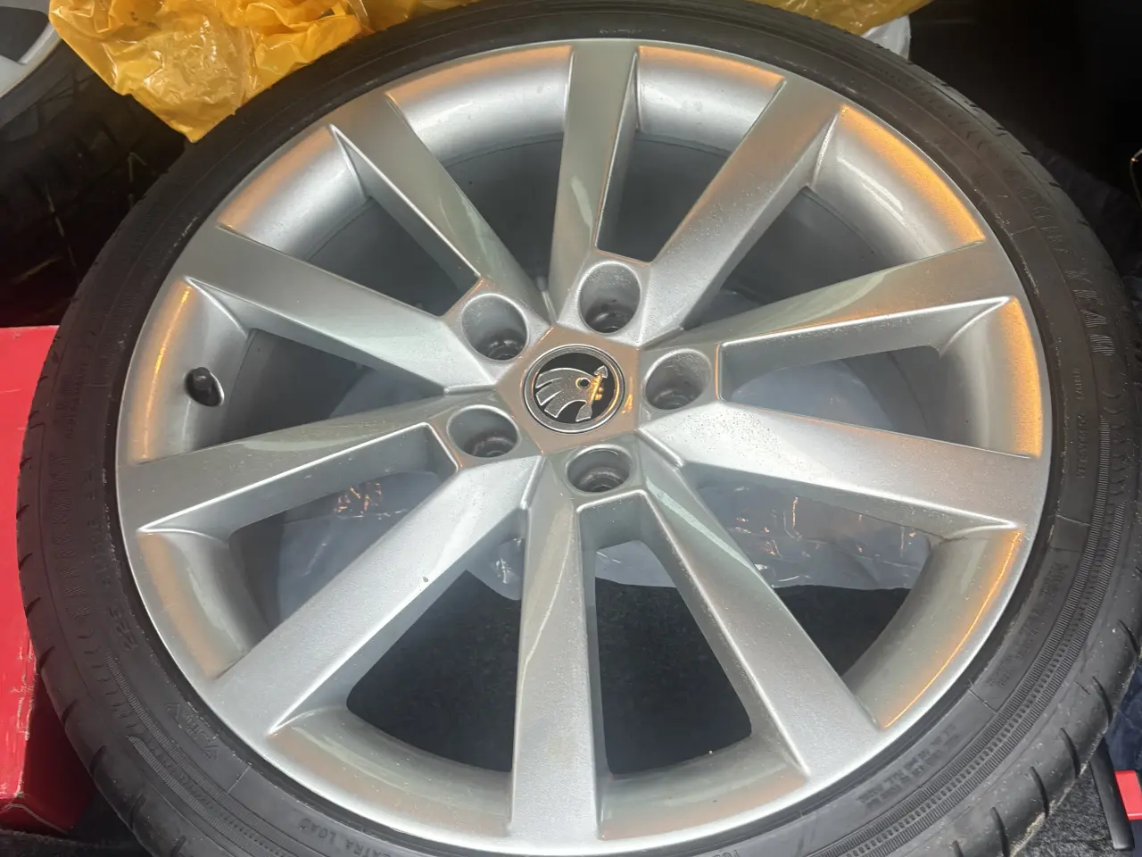 Billede 8 - Originale Skoda fælge 