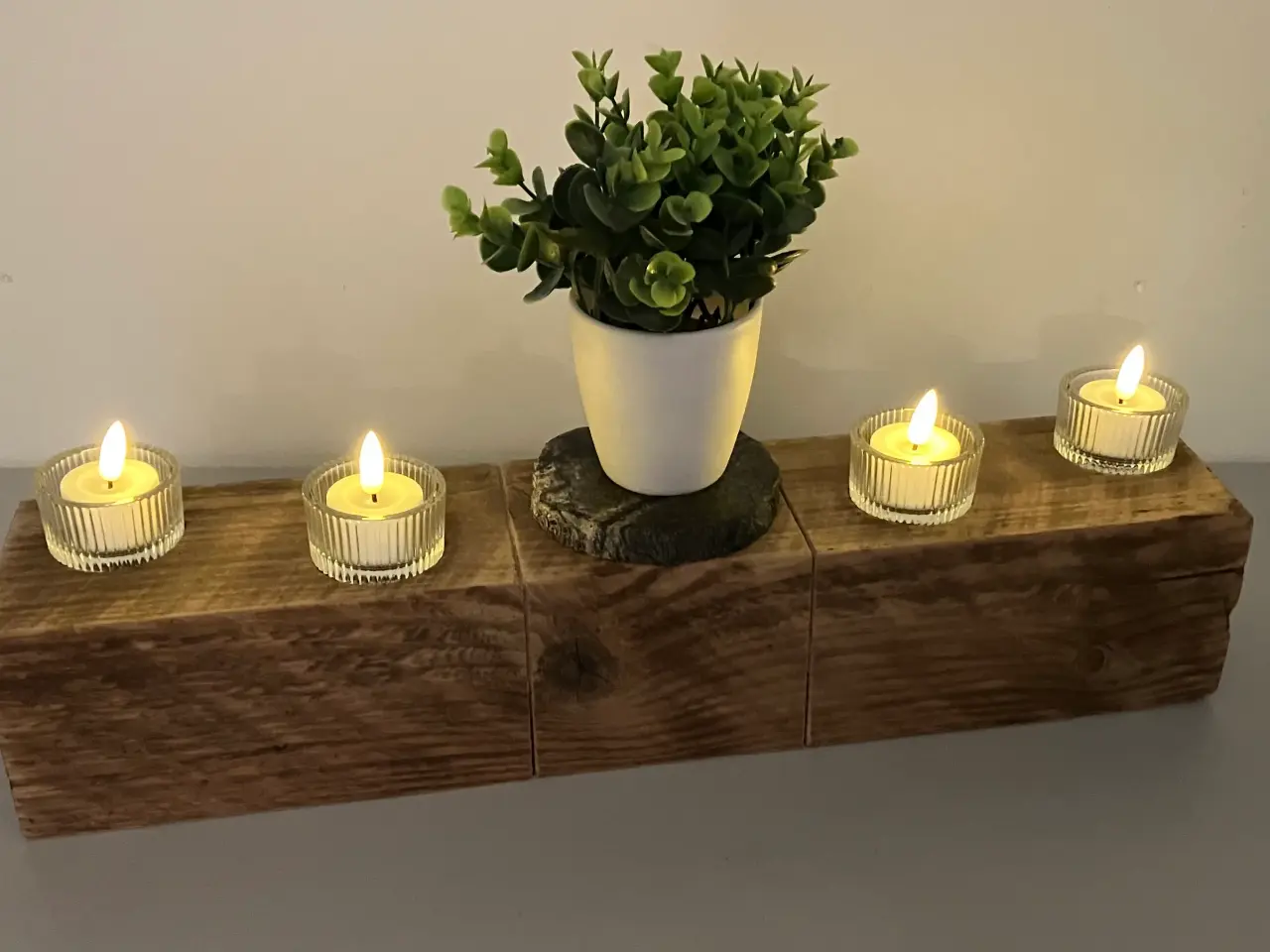 Billede 4 - Bord lysestage i træ