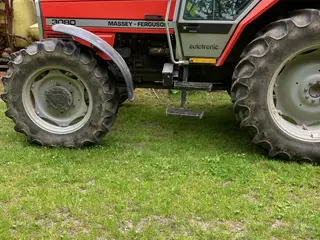 Traktor - Massey Ferguson