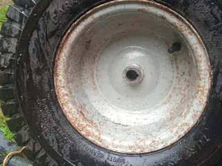 Havetraktor hjul med nye dæk