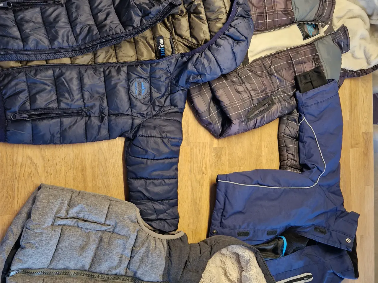 Billede 3 - Overtøjspakke str 98 dreng