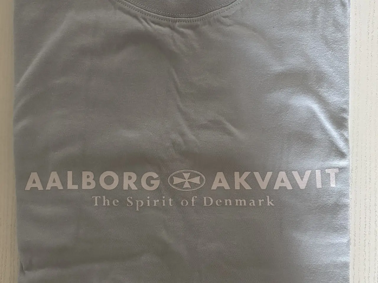 Billede 1 - T-shirt str. L AALBORG AKVAVIT