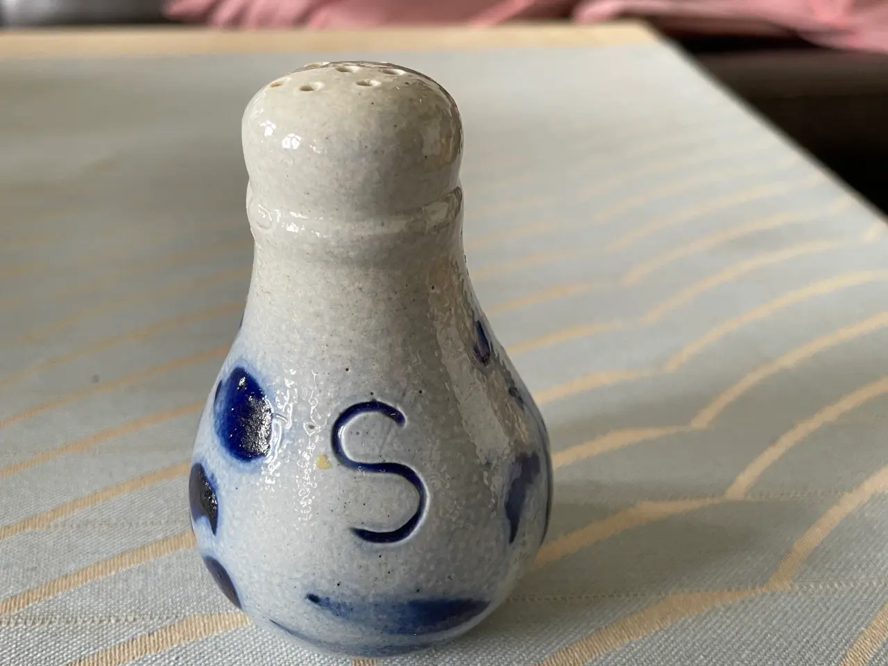 Billede 1 - Saltbøsse i saltglass .