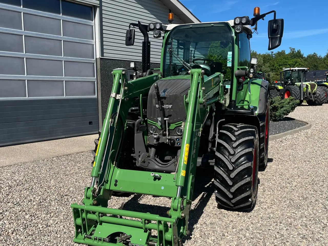 Billede 11 - Fendt 313 VARIO Med frontlift og frontlæsser