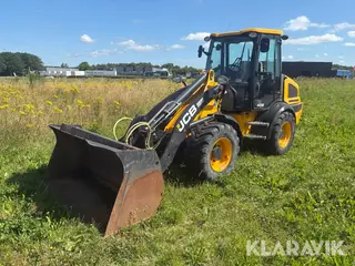 Gummiged JCB 409 AG T4