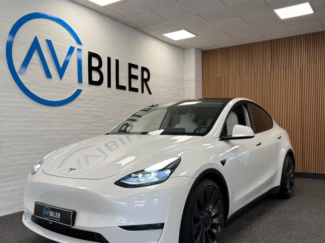 Billede 1 - Tesla Model Y Performance AWD