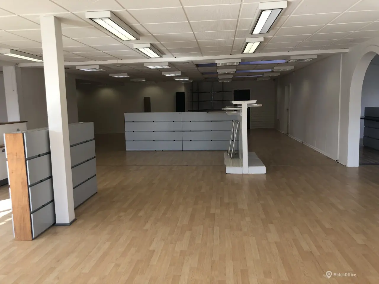 Billede 3 - Synligt erhvervslejemål på 250 m2 i Struer - Ideelt til butik.. showroom eller lager