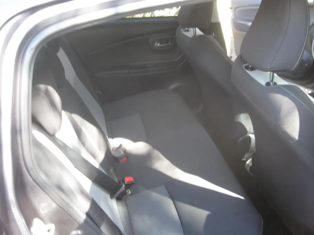 Billede 6 - Toyota Yaris 1,5 Hybrid H2 Premium E-CVT 100HK 5d Trinl. Gear