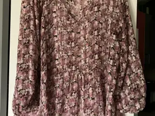 Smuk mønstret damebluse