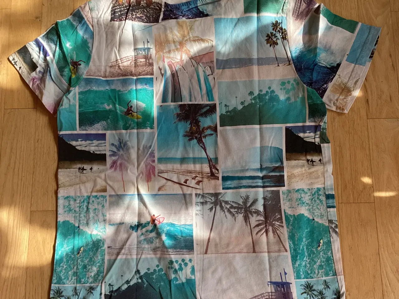 Billede 2 - Mønstret T-Shirt