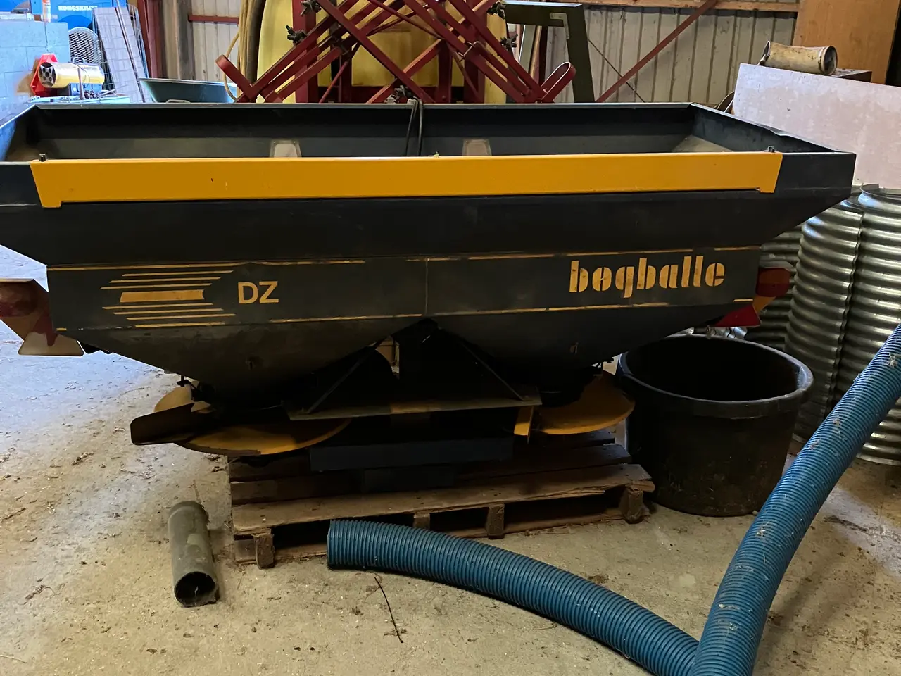 Billede 2 - Bøghballe spreder