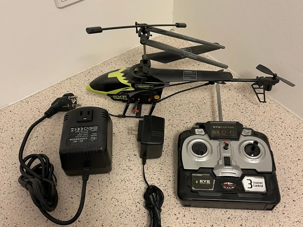 Billede 1 - Fjernstyret helikopter