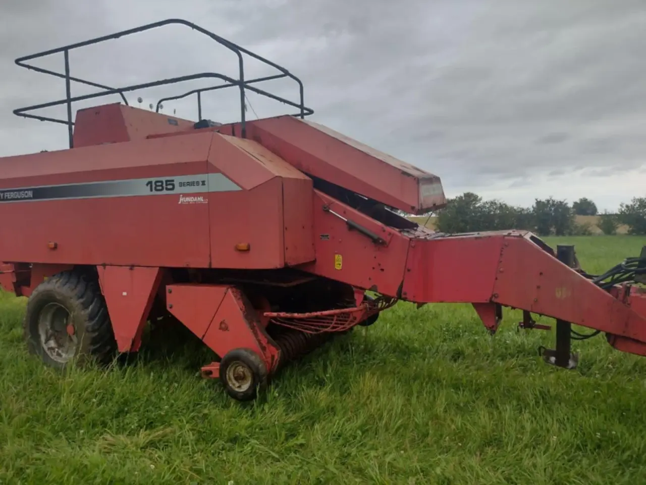 Billede 1 - Massey Ferguson 185 serie 2 minibig ballepresser 