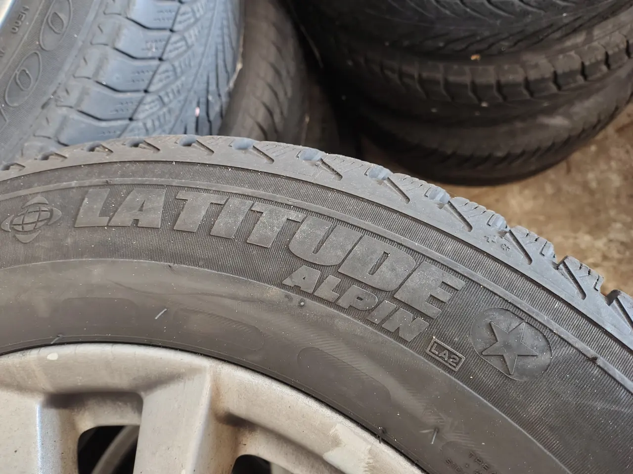 Billede 5 - Fire alufælge med dæk MICHELIN 255/55 R 18