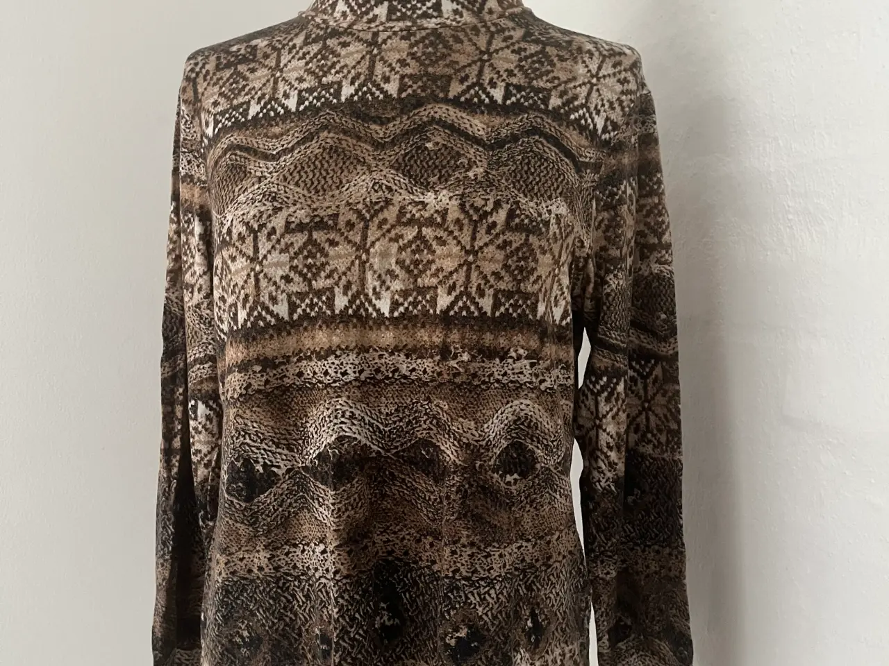 Billede 2 - Bluse str.xl