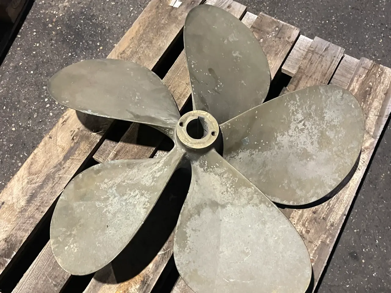 Billede 9 - Propeller 5 bladet 32x37