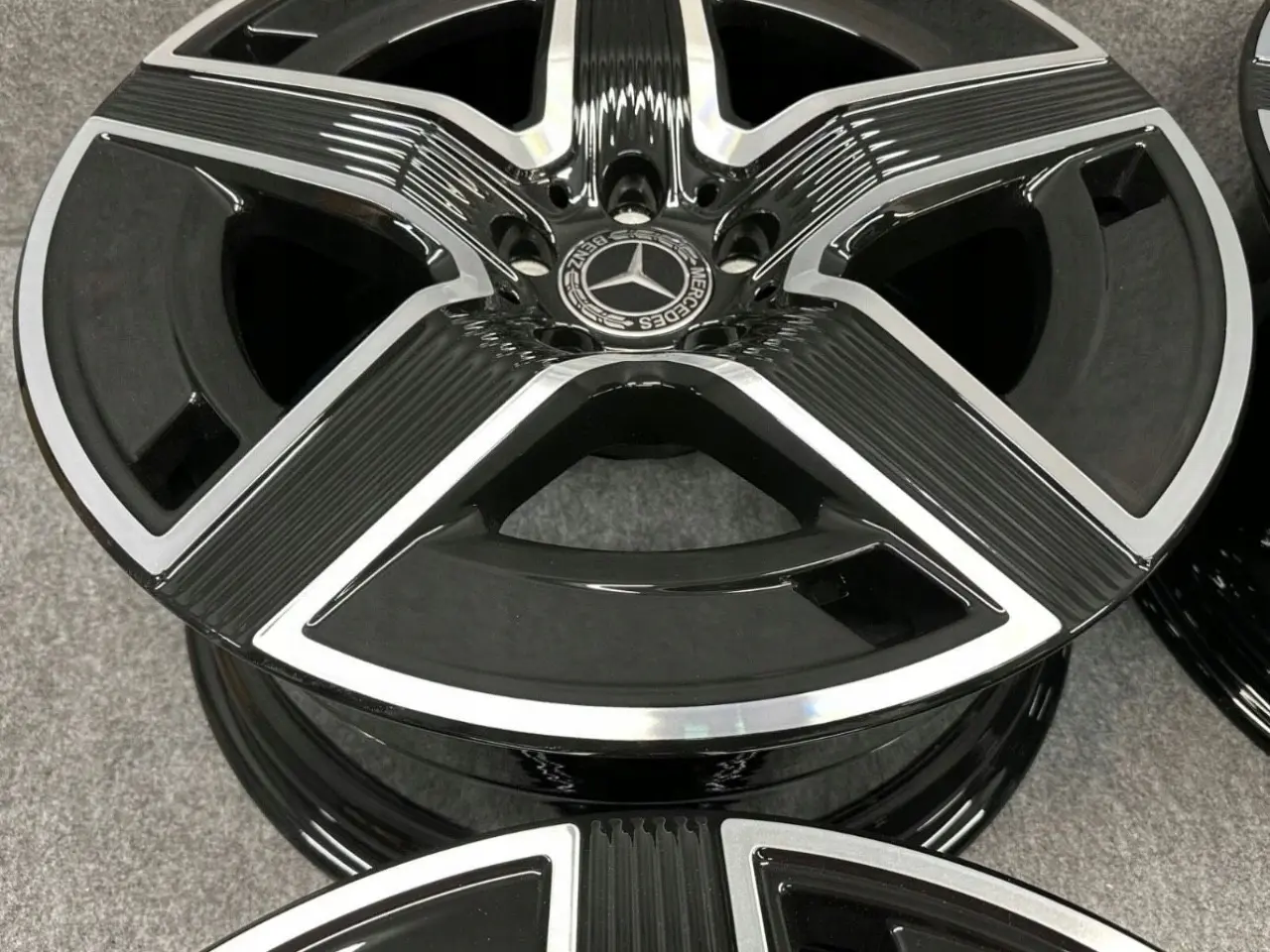 Billede 4 - ALUFÆLGE MERCEDES GLC KLASSE AMG X254 W254 19"