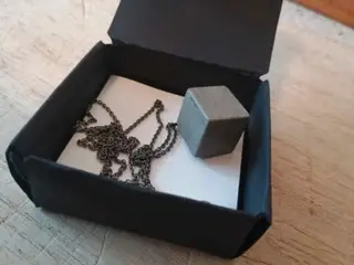 KUBE halskæde, 50 cm, ny