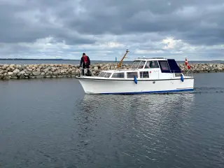 Dejlig Motorbåd sælges jupiter 30