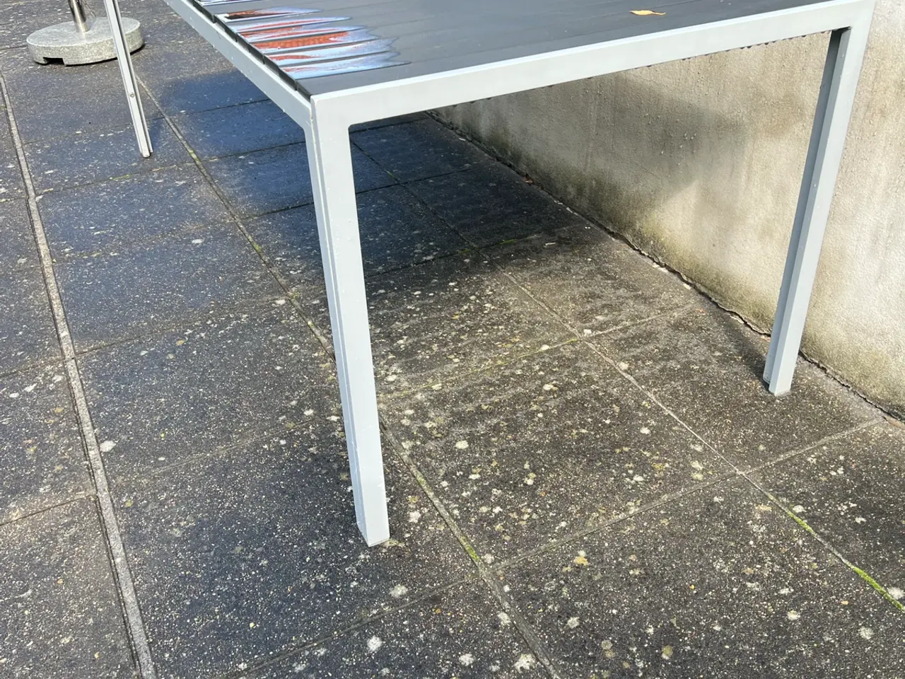Billede 2 - Havebord og 5stole