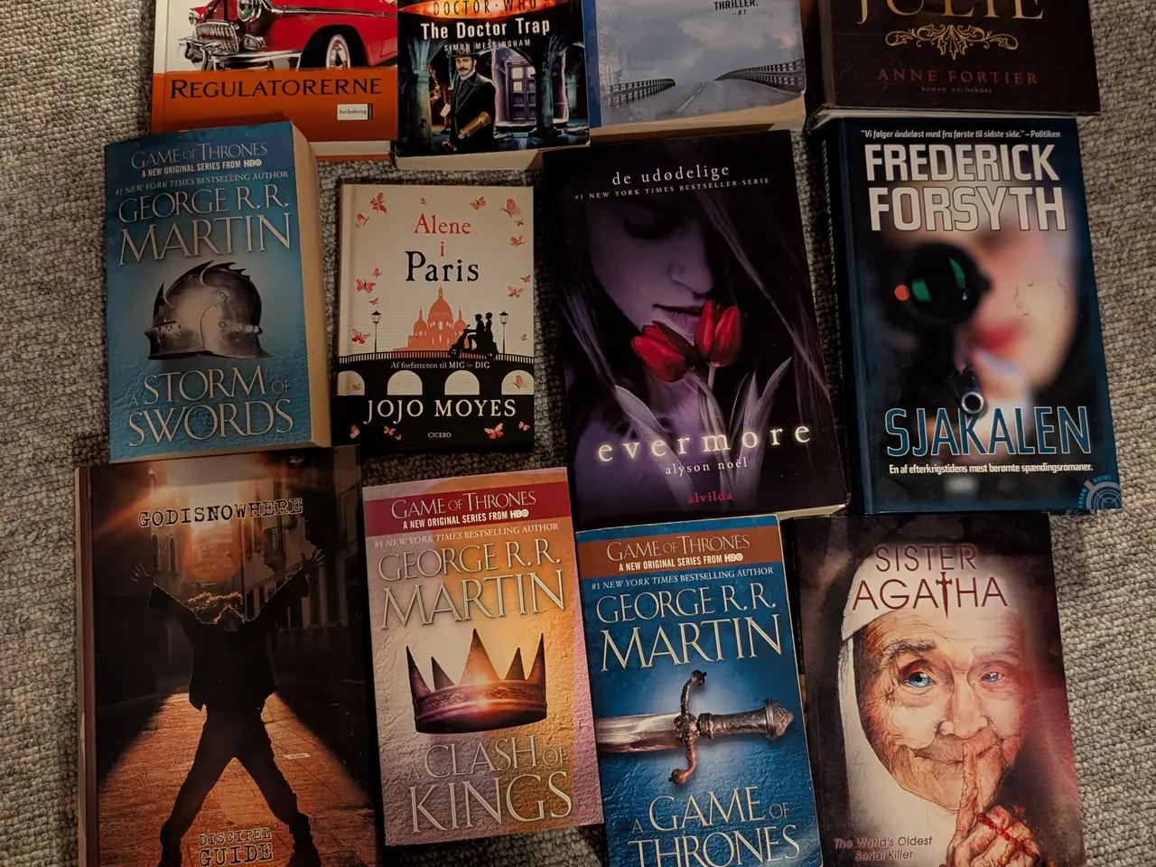 Billede 1 - Game of Thrones, Doctor Who bøger m.m.