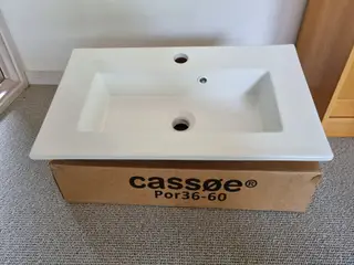 Håndvask. Cassøe. Hvid porcelænsvask. POR 36 - 60N