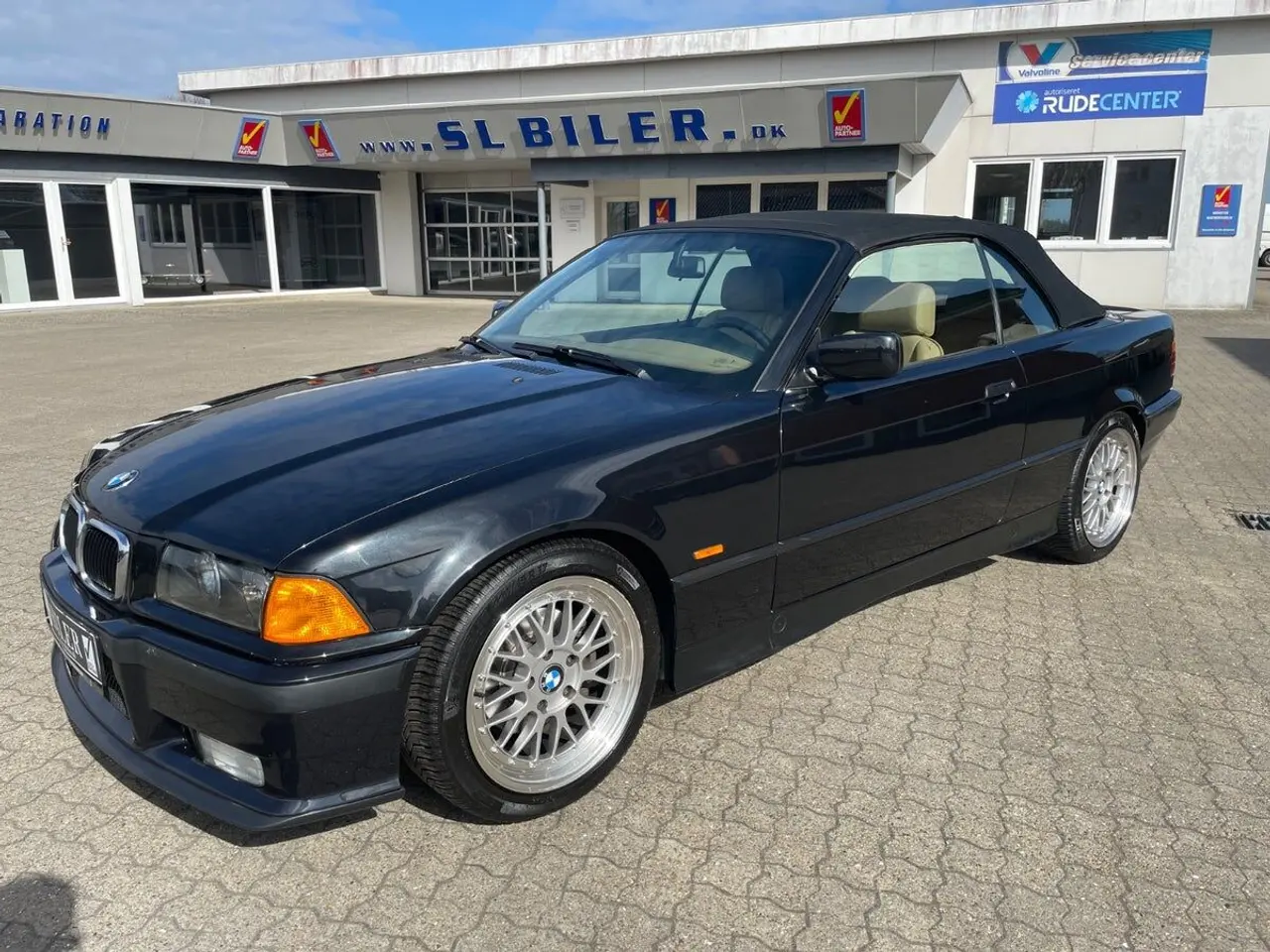 Billede 2 - BMW 320i 2,0 150HK Cabr. Aut.