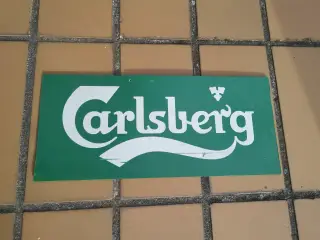 Carlsberg skilt i plastik