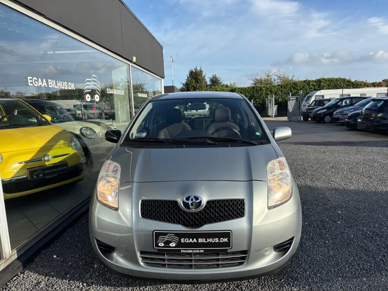 Billede 3 - Toyota Yaris 1,3 Luna