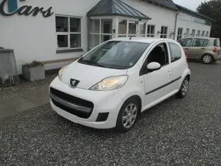 Peugeot 107 1,0 Access 68HK 5d