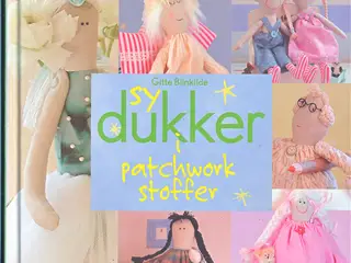 SY DUKKER I PATCHWORK STOFFER AF GITTE BLINKILDE