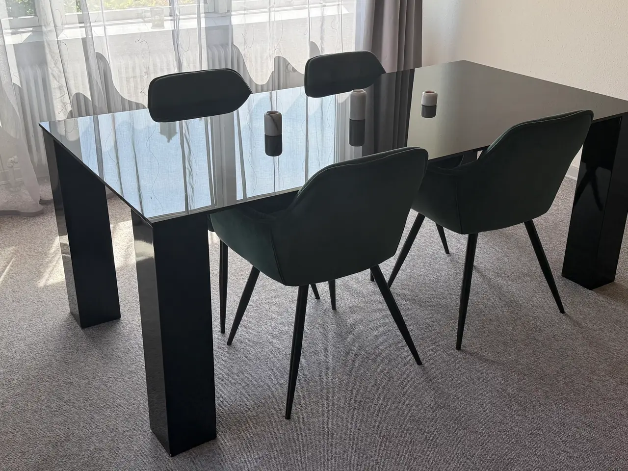 Billede 1 - Spisebord