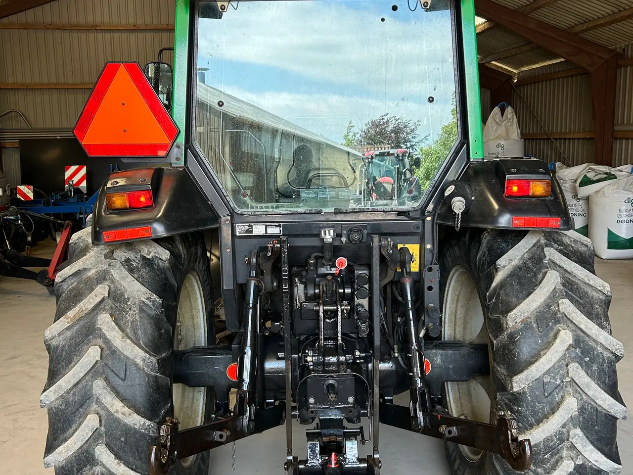 Billede 1 - Valtra 900