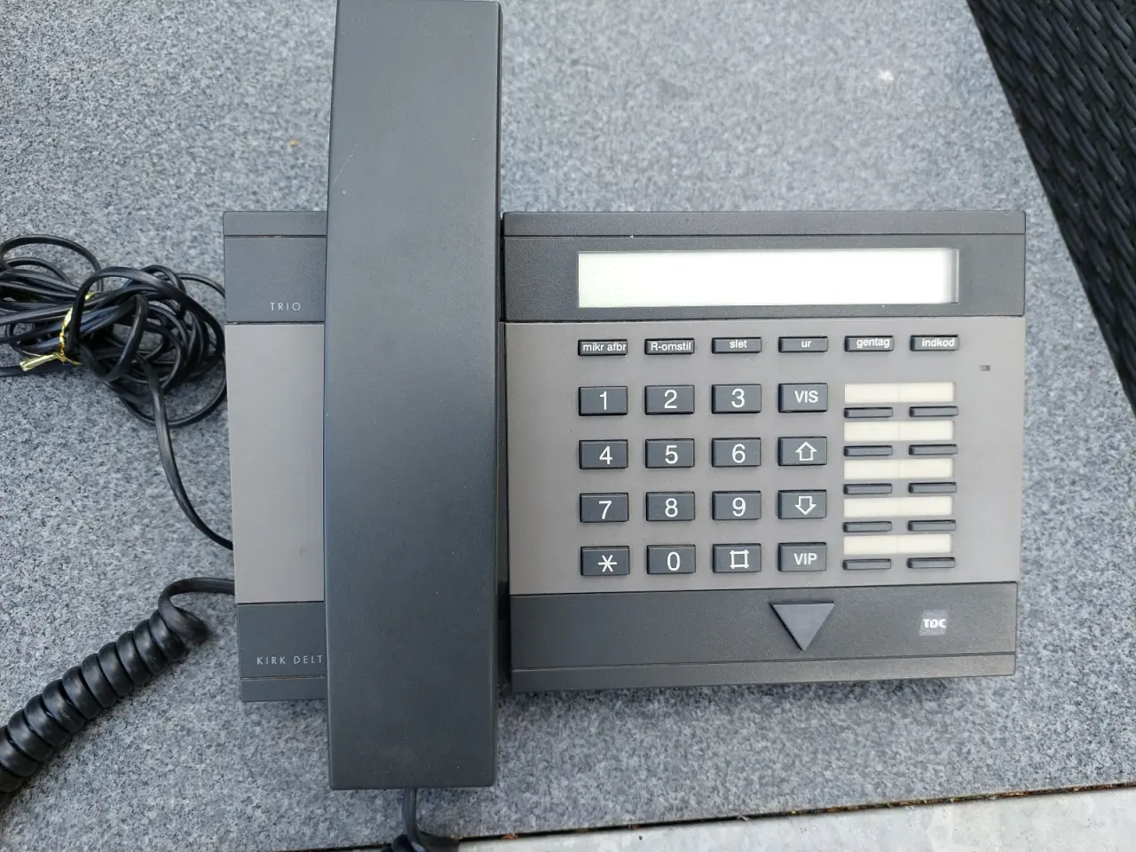 Billede 2 - Fastnettelefoner retro sælges
